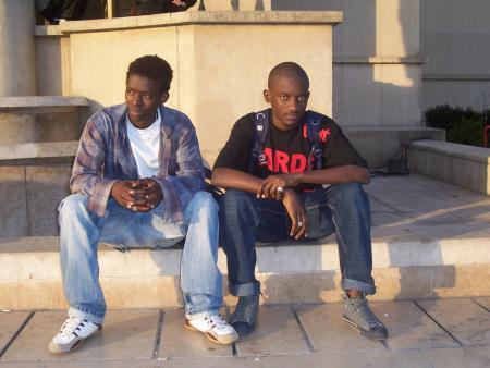 lé  gars on garde toujours la peche mé ke pensé vous o milliard khana!!!!!!!!!!!!!!!!!!!!!